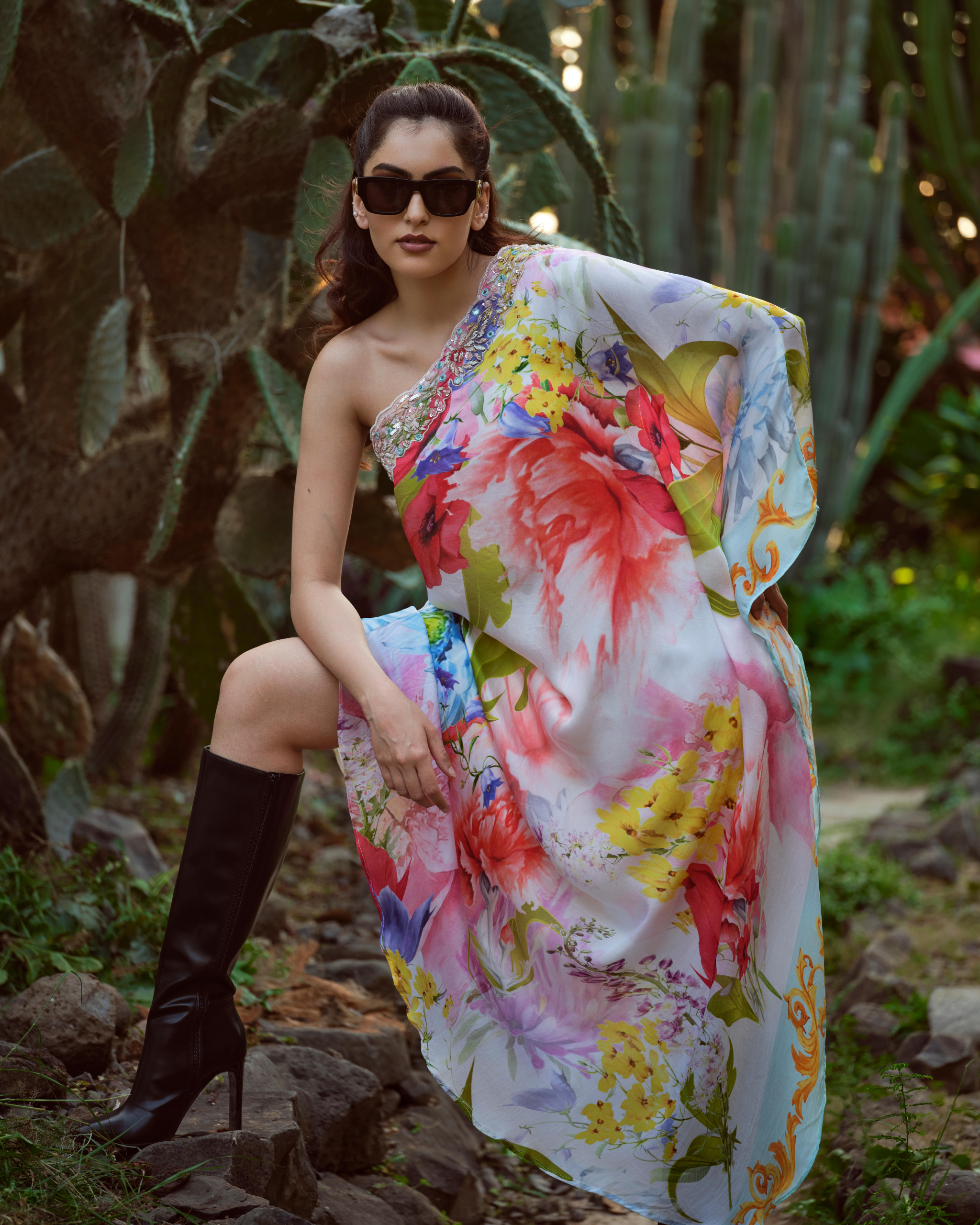 Milano Linea one shoulder kaftan